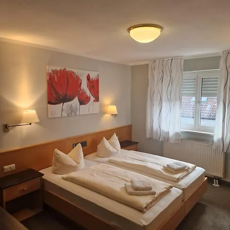 ゲストハウス Hotelpension Zum Gockl