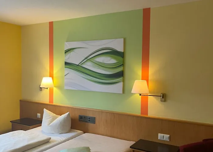 Hotelpension Zum Gockl 3* Allershausen